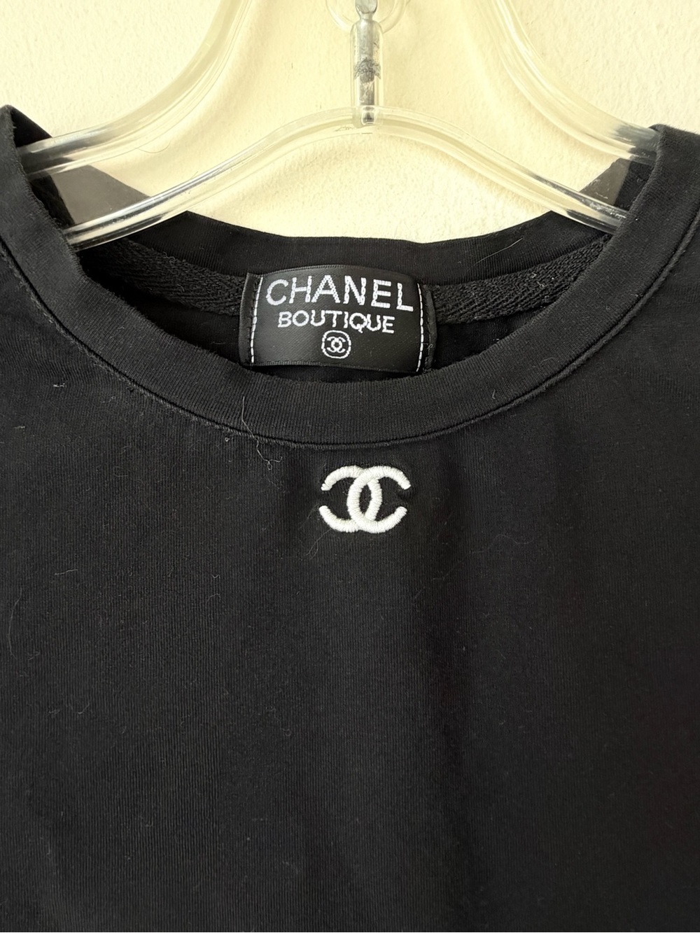 CHANEL Y2K vintage 90’s baby‎ Tee Black Short Sleeve Logo Tee AUTHENTIC - Picture 2 of 5